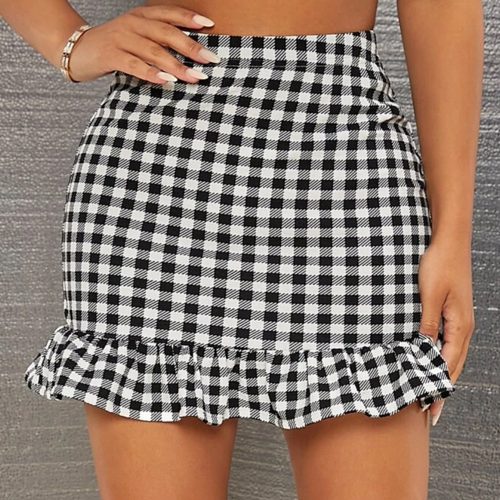 Beautiful skirt large size. ♥︎🤍